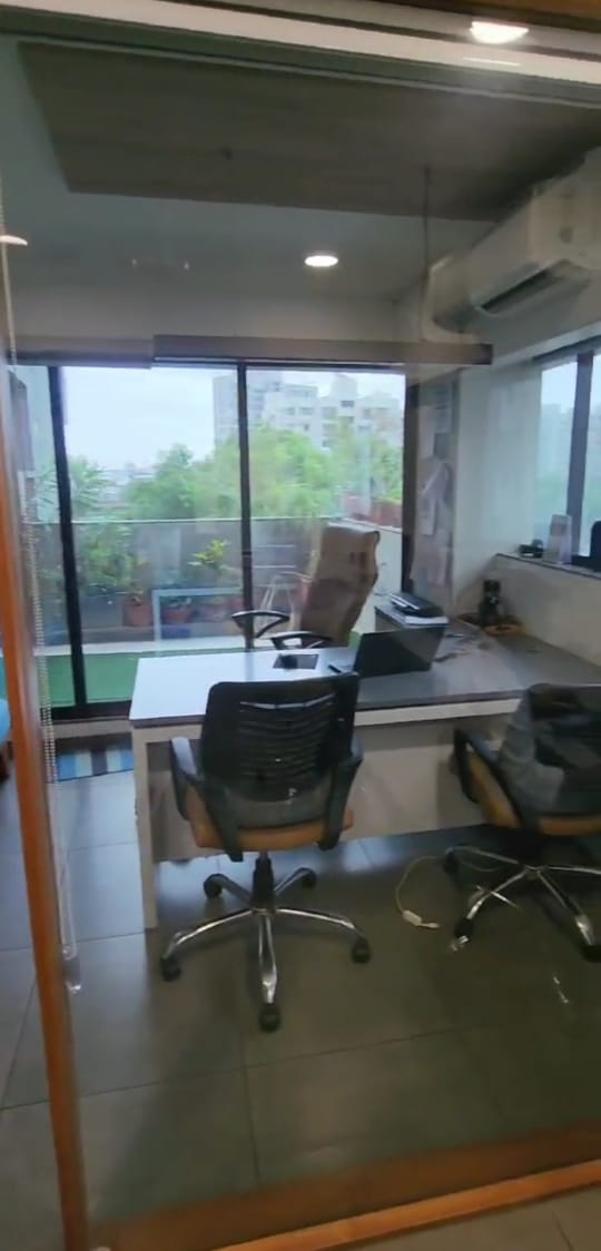 600 Sq. Ft. Commercial Office for Rent in Makarba Ahmedabad - Media 16