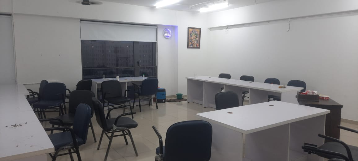 Office 950 Sq. Ft. Commercial Office for Rent in Gota Ahmedabad - Media 6