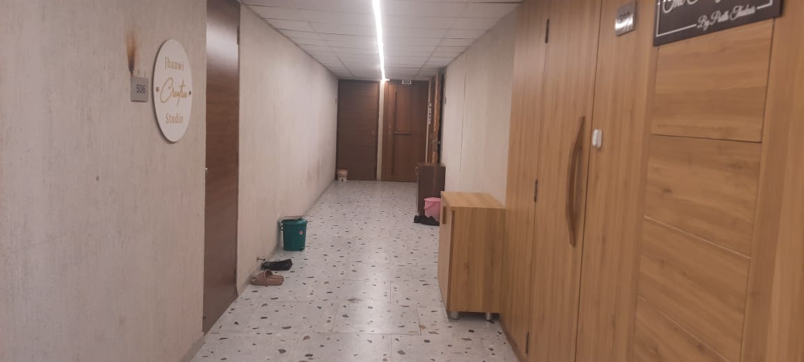 Office 950 Sq. Ft. Commercial Office for Rent in Gota Ahmedabad - Media 7