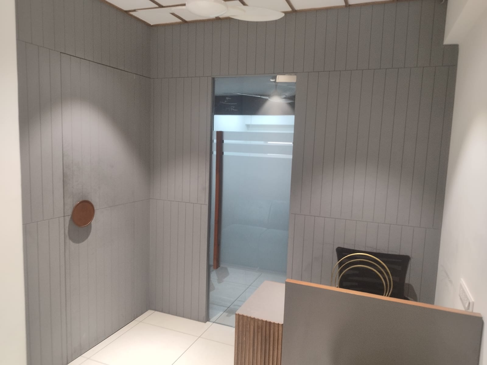 820 Sq. Ft. Commercial Office for Rent in Ashram Road Ahmedabad - Media 4