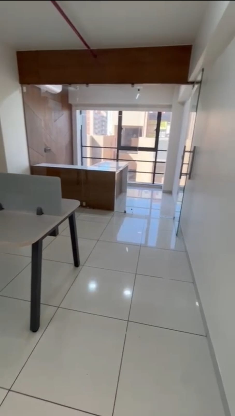 Office 710 Sq. Ft. Commercial Office for Rent in Vaishnodevi Ahmedabad - Media 4