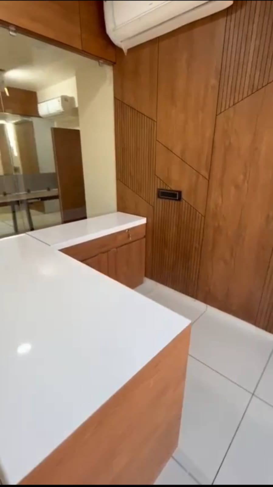 Office 710 Sq. Ft. Commercial Office for Rent in Vaishnodevi Ahmedabad - Media 10