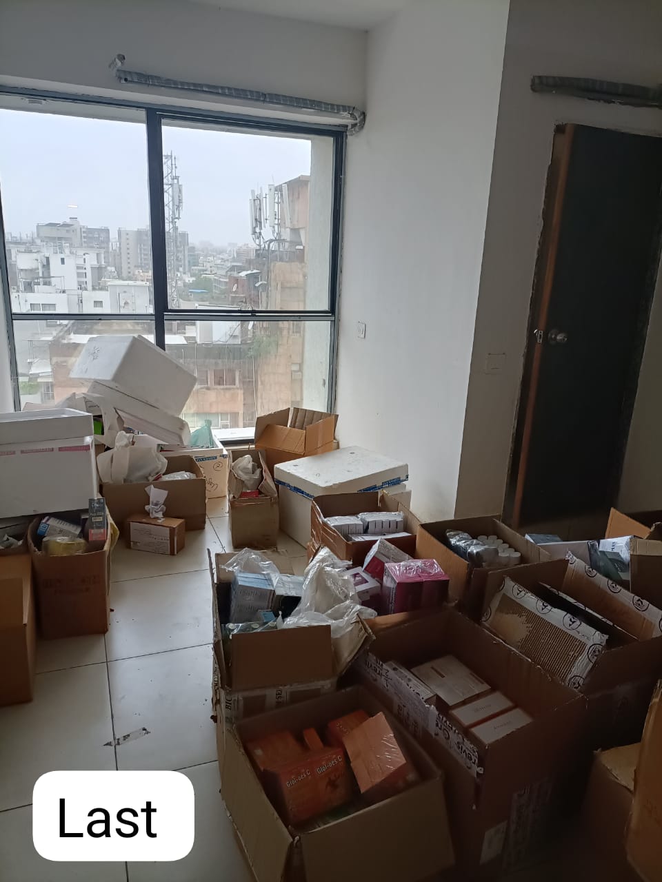 Office 775 Sq. Ft. Commercial Office for Rent in Ashram Road Ahmedabad