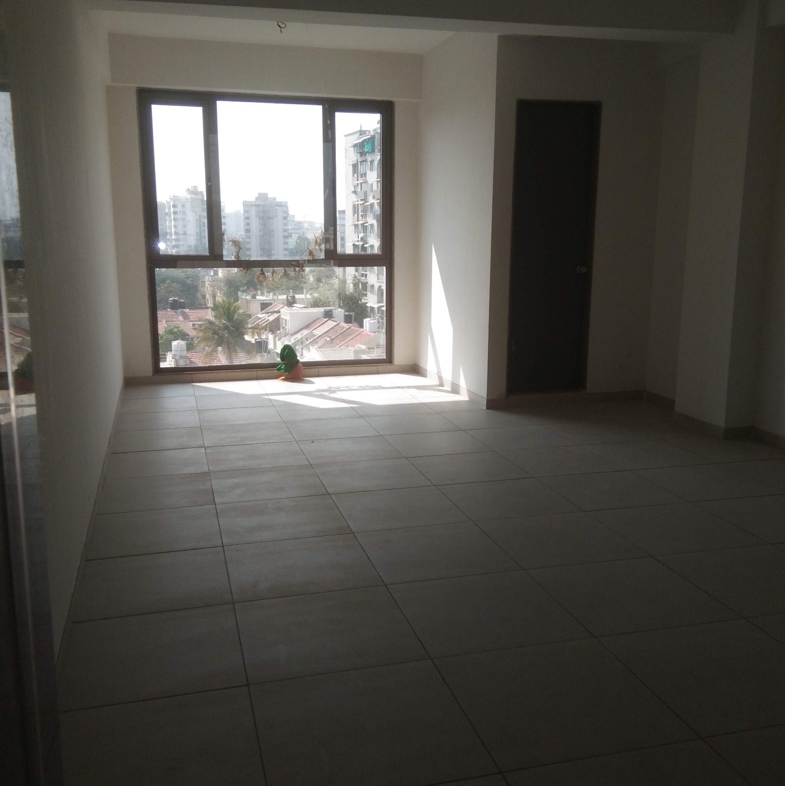 628 Sq. Ft. Commercial Office for Rent in Memnagar/gurukul Ahmedabad - Media 2