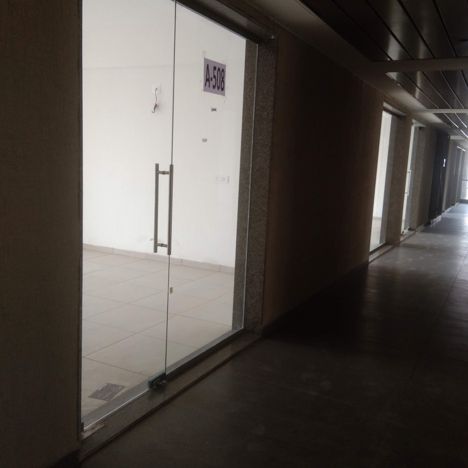 628 Sq. Ft. Commercial Office for Rent in Memnagar/gurukul Ahmedabad - Media 3