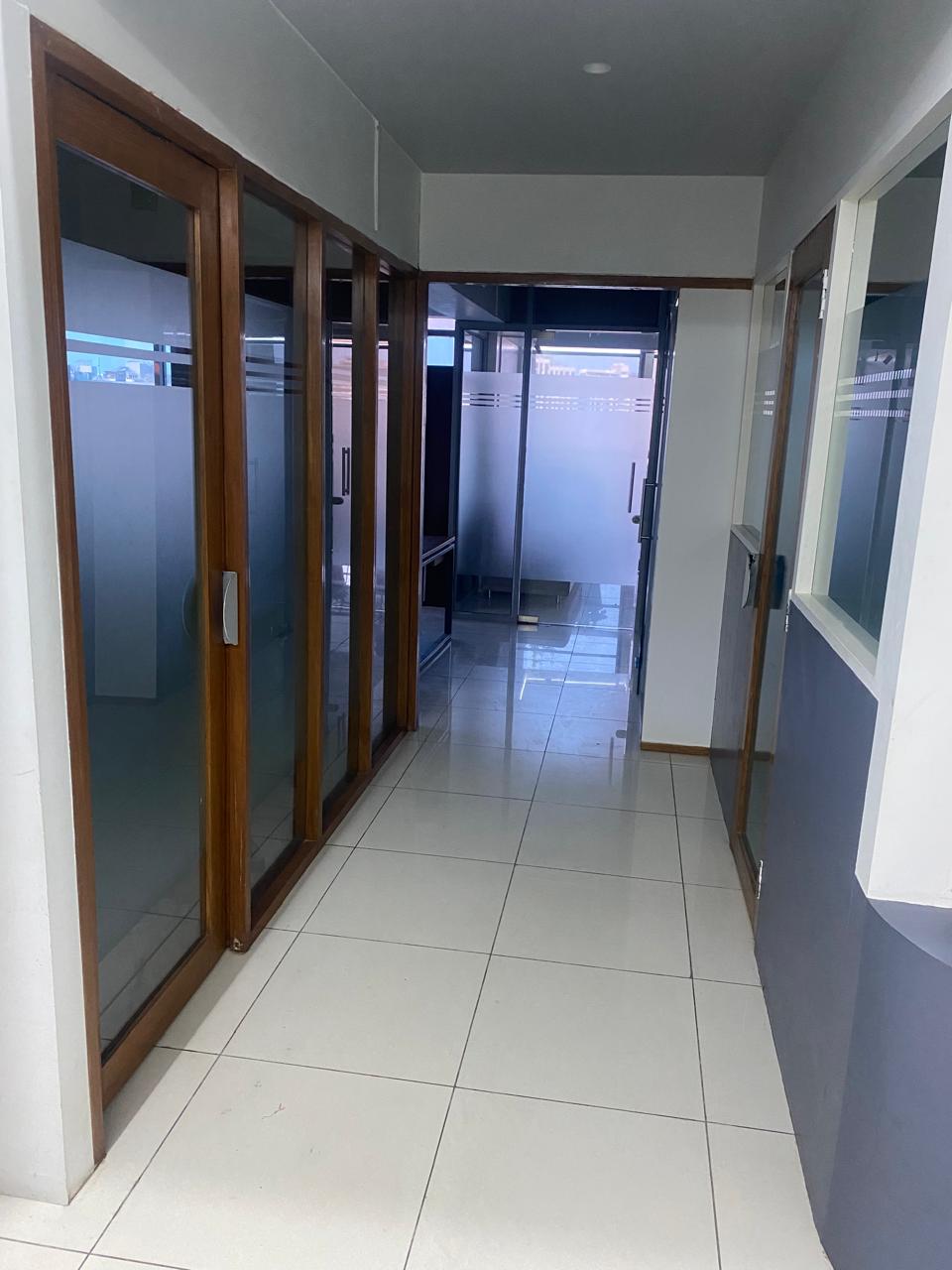 1815 Sq. Ft. Commercial Office for Rent in Science City Ahmedabad - Media 3