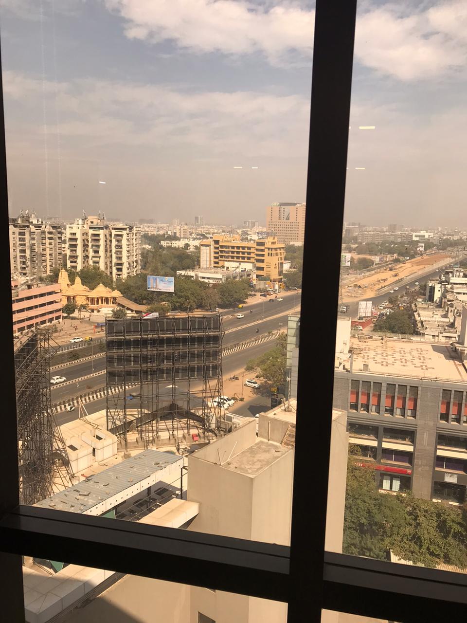 885 Sq. Ft. Commercial Office for Rent in Thaltej Ahmedabad - Media 3