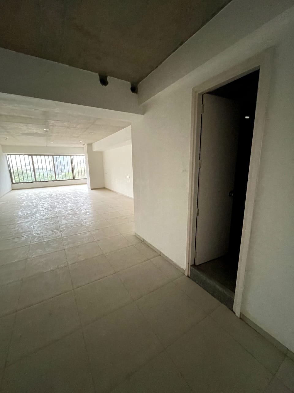 3140 Sq. Ft. Commercial Office for Rent in Memnagar/gurukul Ahmedabad - Media 17