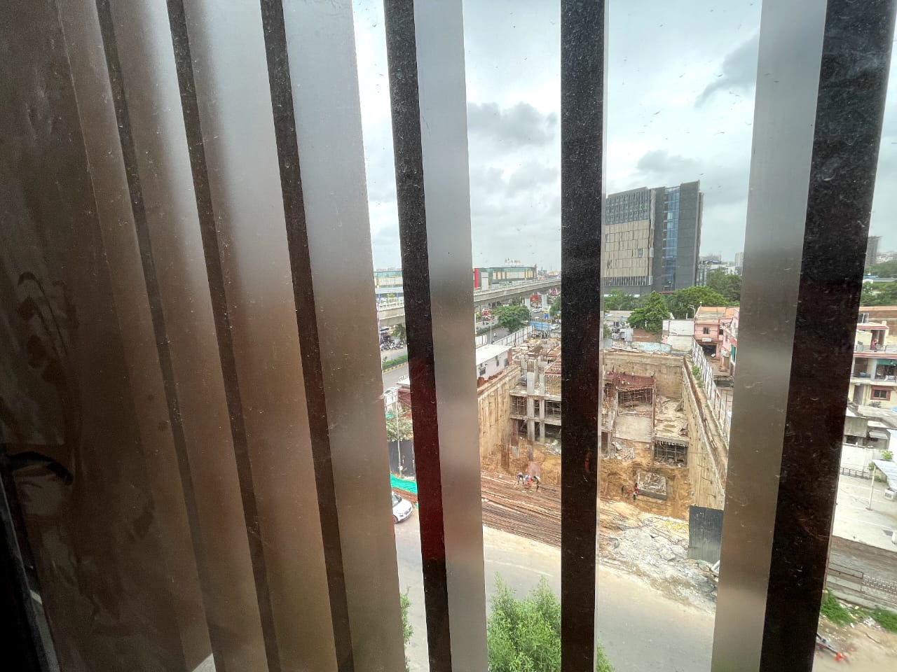 3140 Sq. Ft. Commercial Office for Rent in Memnagar/gurukul Ahmedabad - Media 15