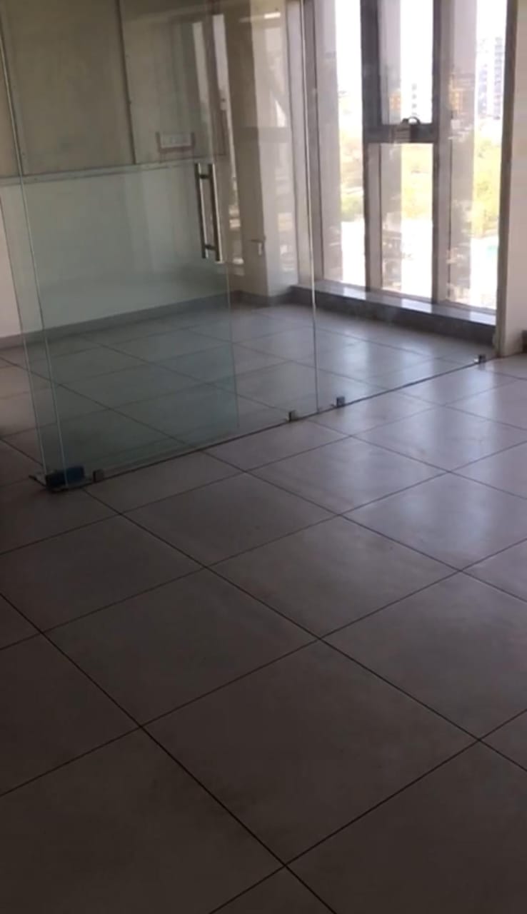775 Sq. Ft. Commercial Office for Rent in Gulbai Tekra Ahmedabad - Media 5
