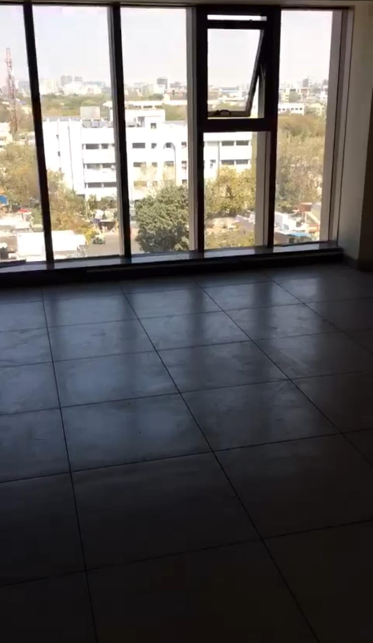 775 Sq. Ft. Commercial Office for Rent in Gulbai Tekra Ahmedabad - Media 7