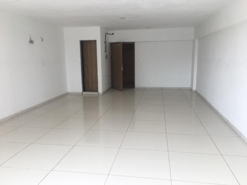 1100 Sq. Ft. Commercial Office for Rent in Science City Ahmedabad - Media 5
