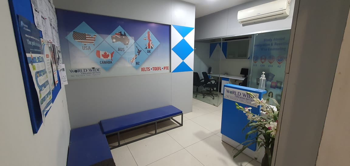 878 Sq. Ft. Commercial Office for Rent in Navrangpura Ahmedabad - Media 4