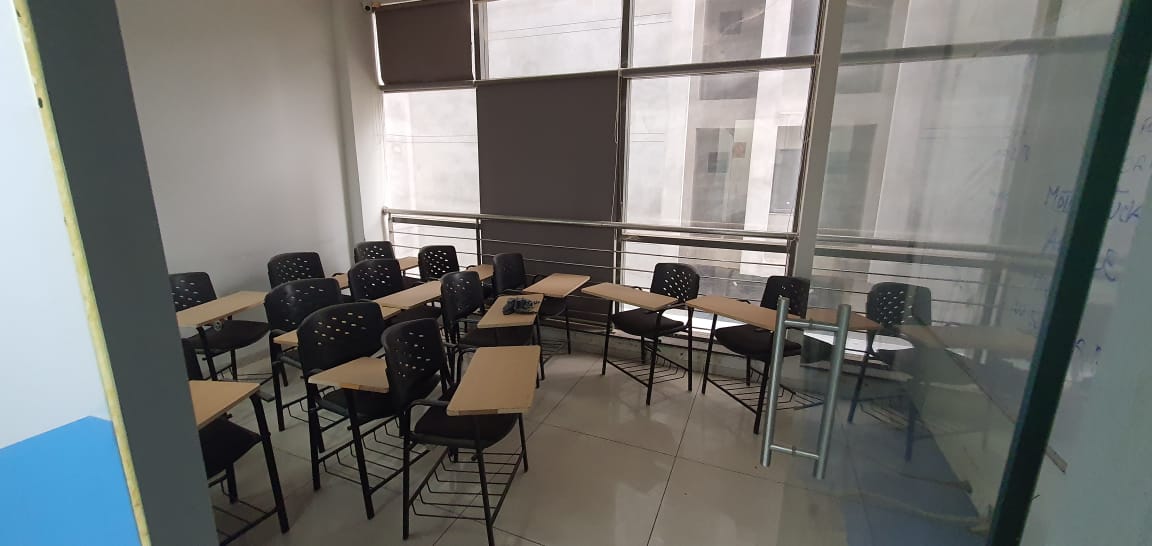 878 Sq. Ft. Commercial Office for Rent in Navrangpura Ahmedabad - Media 13