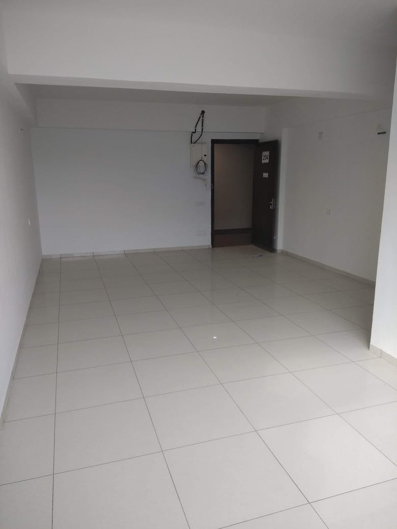 700 Sq. Ft. Commercial Office for Rent in Navrangpura Ahmedabad - Media 2