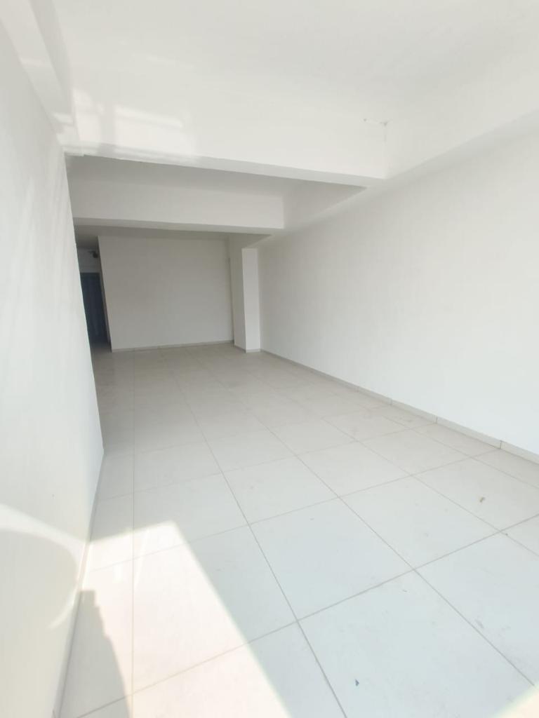 Office 608 Sq. Ft. Commercial Office for Rent in Ghatlodia Ahmedabad - Media 3
