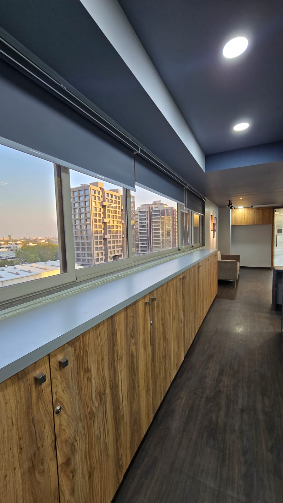 1471 Sq. Ft. Commercial Office for Rent in Iscon Ambli Road Ahmedabad - Media 2