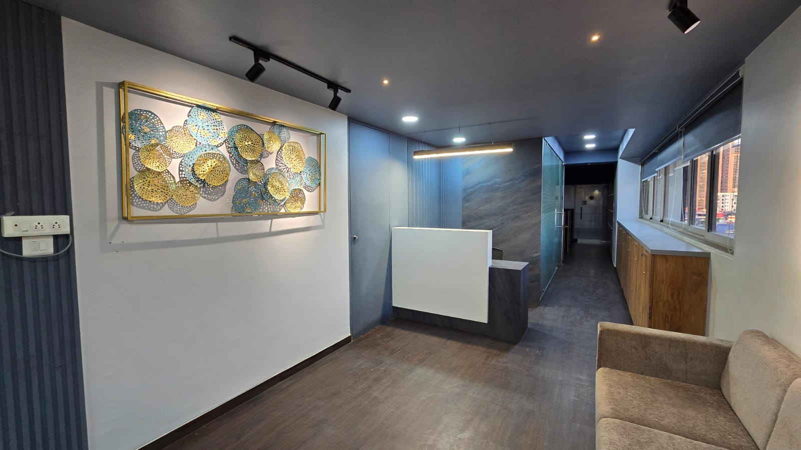 1471 Sq. Ft. Commercial Office for Rent in Iscon Ambli Road Ahmedabad - Media 3
