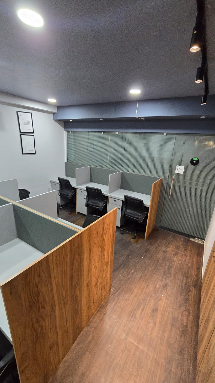 1471 Sq. Ft. Commercial Office for Rent in Iscon Ambli Road Ahmedabad - Media 5