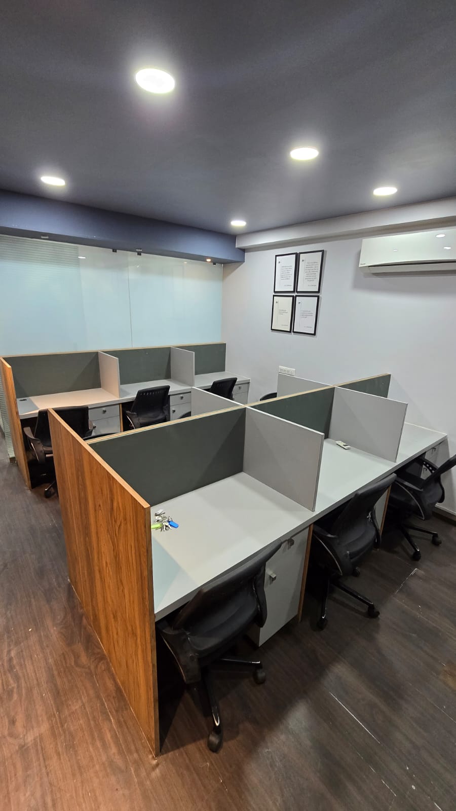 1471 Sq. Ft. Commercial Office for Rent in Iscon Ambli Road Ahmedabad - Media 9
