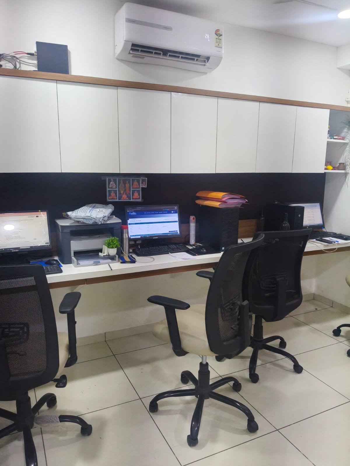 590 Sq. Ft. Commercial Office for Rent in Bopal Ahmedabad - Media 3