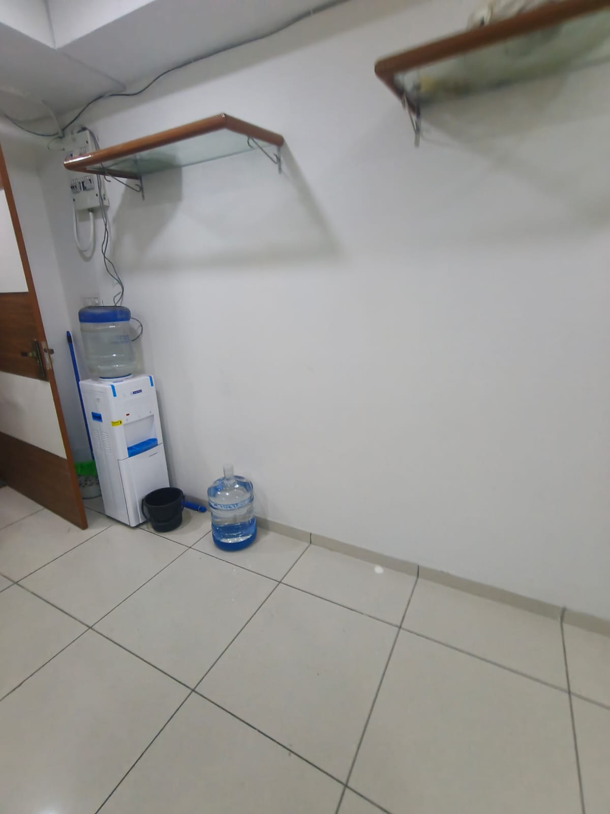 590 Sq. Ft. Commercial Office for Rent in Bopal Ahmedabad - Media 6