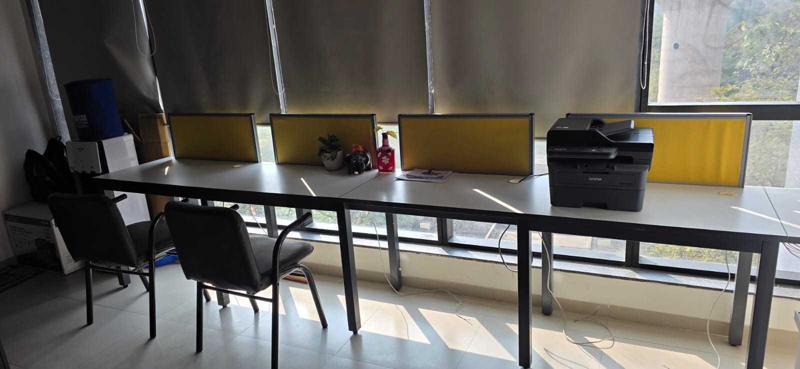 575 Sq. Ft. Commercial Office for Rent in Iscon Ambli Road Ahmedabad - Media 5