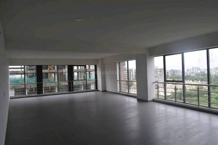 2150 Sq. Ft. Commercial Office for Rent in Gota Ahmedabad - Media 1