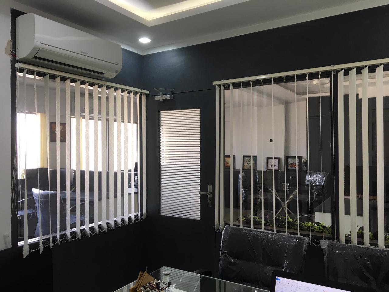 Office Commercial Office for Rent in Ashram Road Ahmedabad - Media 12