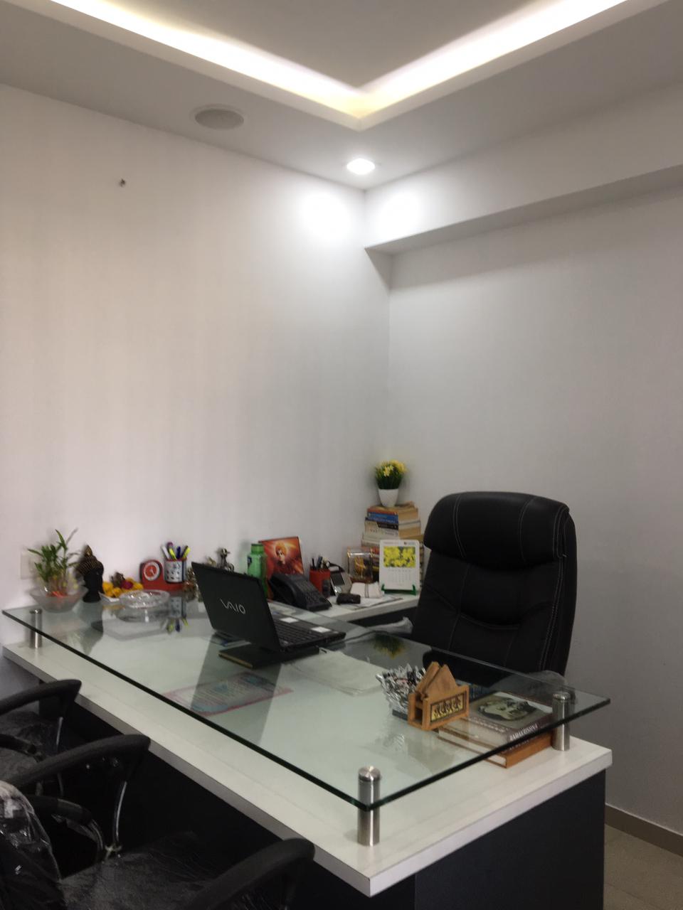 Office Commercial Office for Rent in Ashram Road Ahmedabad - Media 16