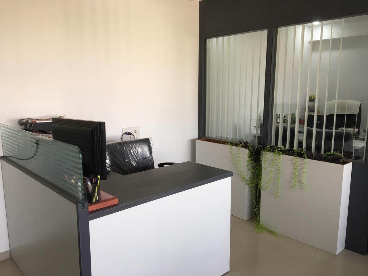 Office Commercial Office for Rent in Ashram Road Ahmedabad - Media 9