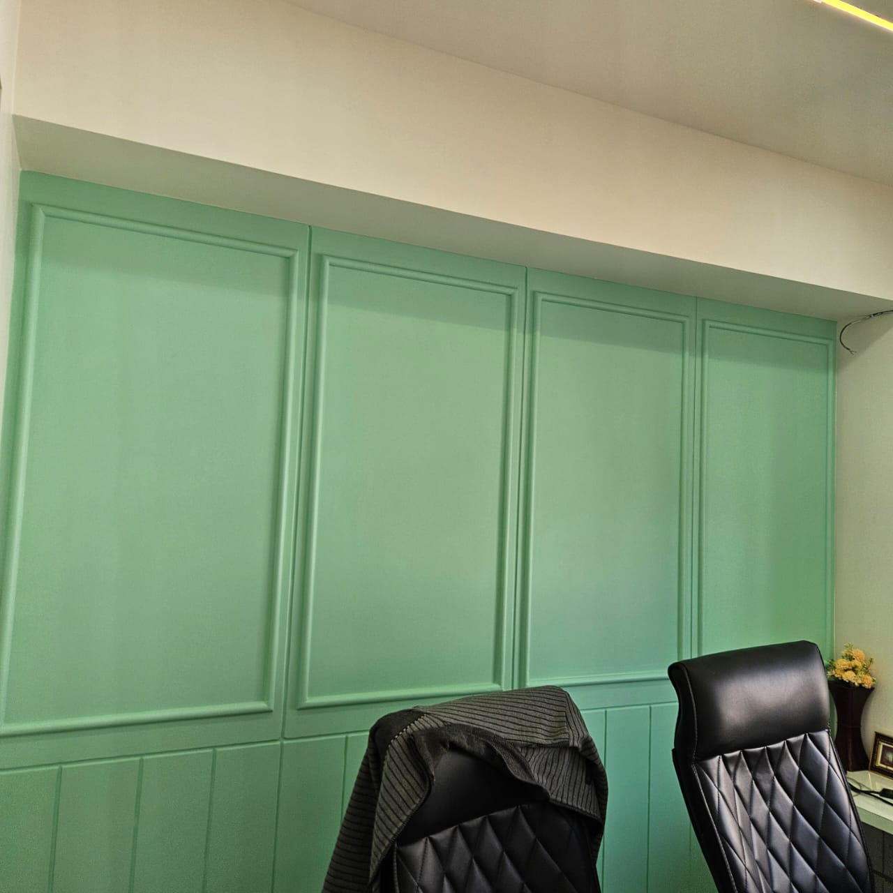 Office 720 Sq. Ft. Commercial Office for Rent in Ashram Road Ahmedabad - Media 5