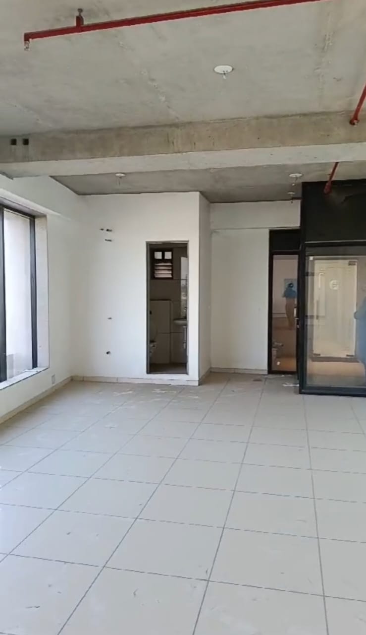 Office Commercial Office for Rent in Ashram Road Ahmedabad - Media 6