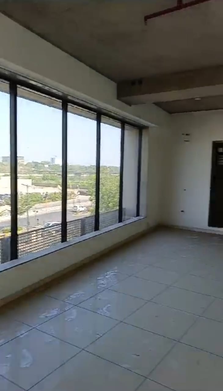 Office Commercial Office for Rent in Ashram Road Ahmedabad - Media 7