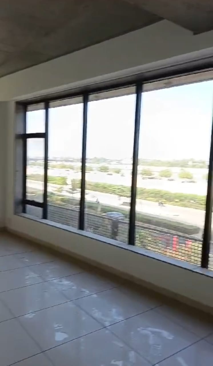 Office Commercial Office for Rent in Ashram Road Ahmedabad - Media 9