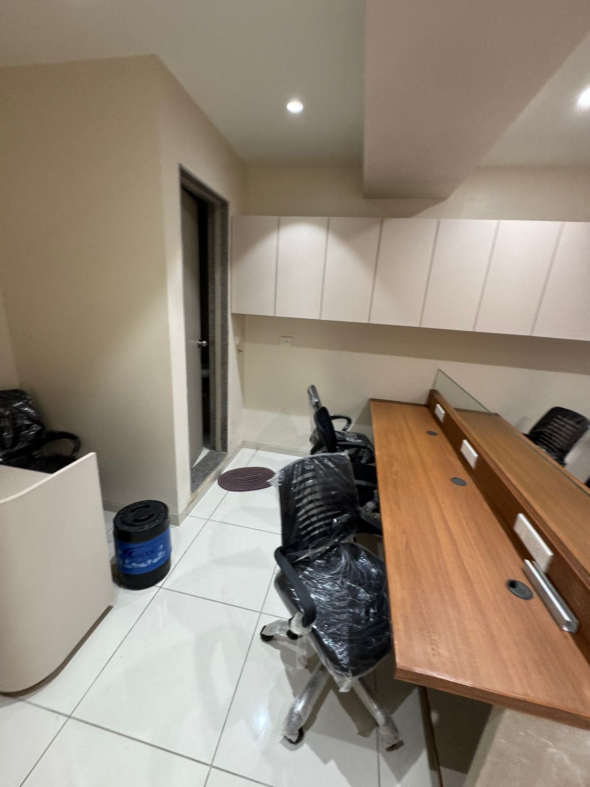 810 Sq. Ft. Commercial Office for Rent in Ashram Road Ahmedabad - Media 15