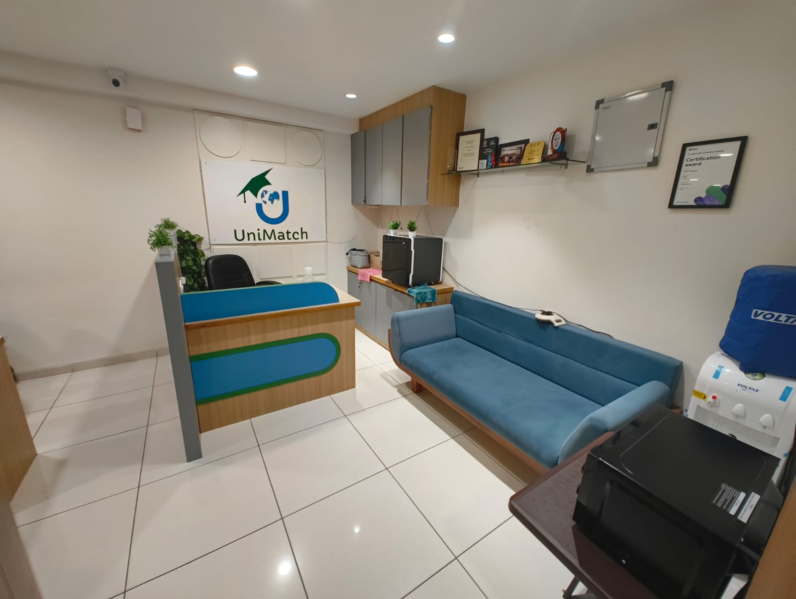 1360 Sq. Ft. Commercial Office for Rent in Ashram Road Ahmedabad - Media 7