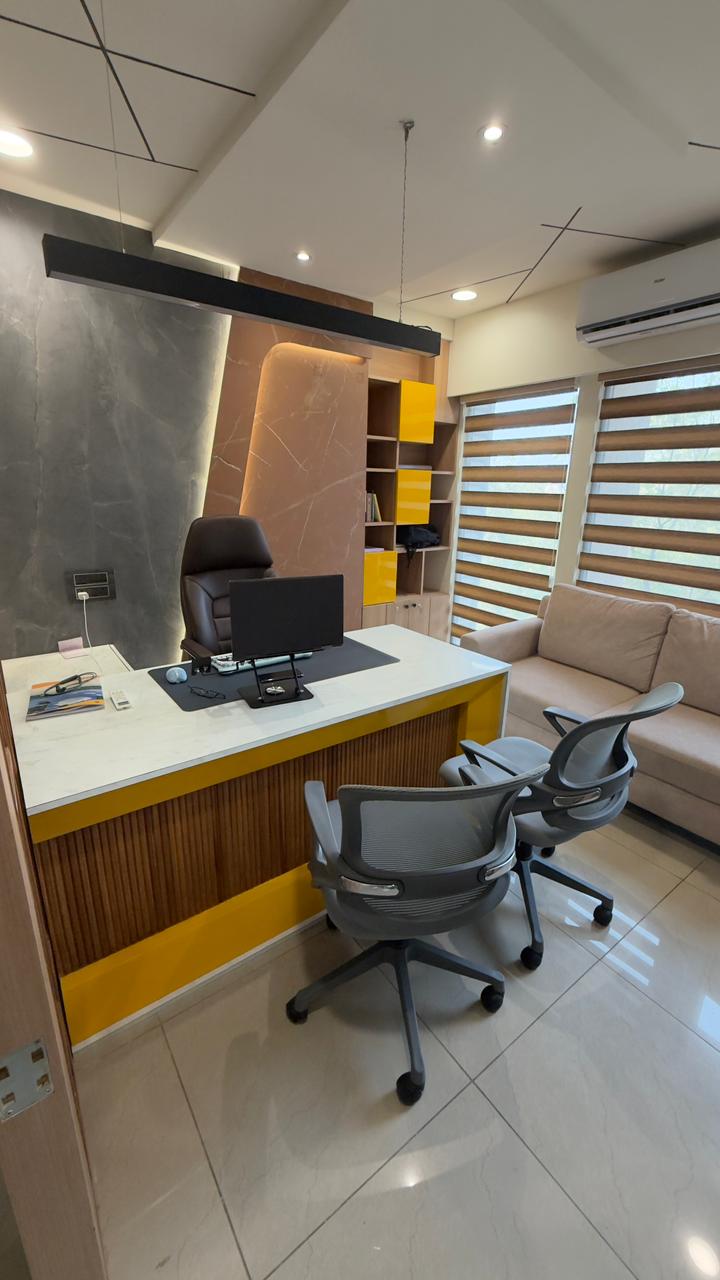 320 Sq. Ft. Commercial Office for Rent in Ashram Road Ahmedabad