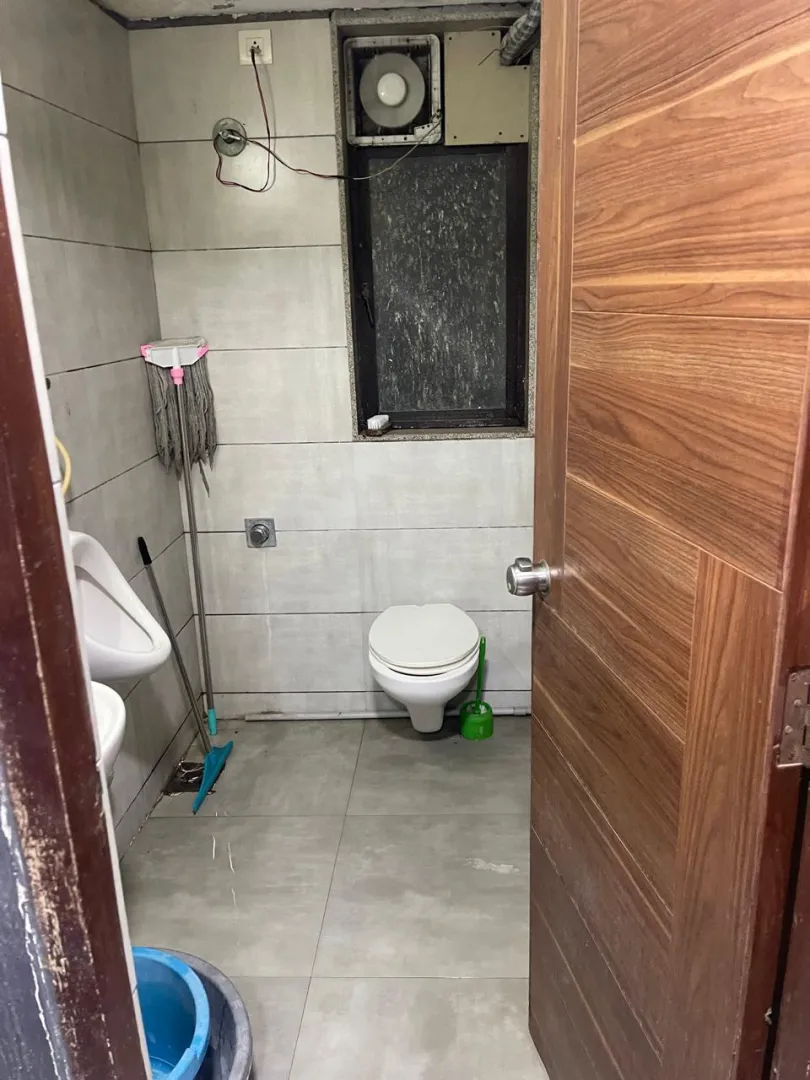 1200 Sq. Ft. Commercial Office for Rent in Science City Ahmedabad - Media 9
