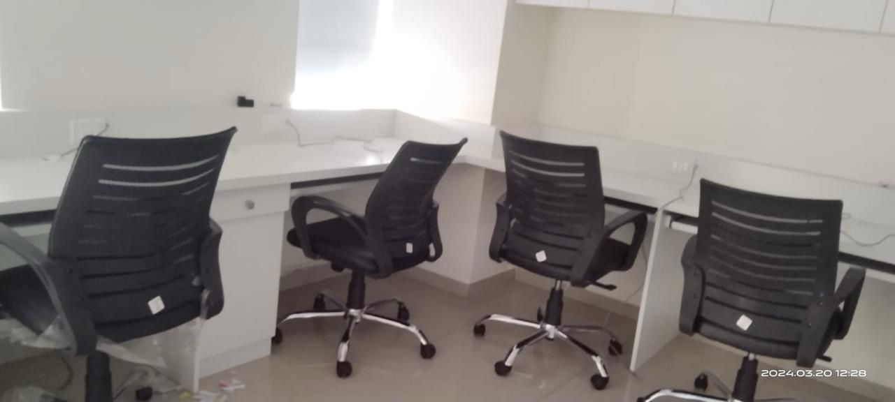 1126 Sq. Ft. Commercial Office for Rent in Gota Ahmedabad