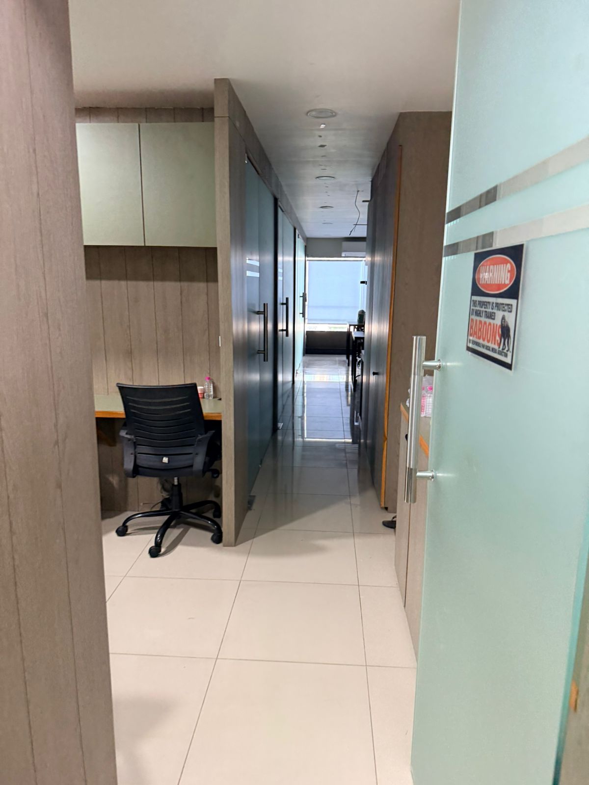 1276 Sq. Ft. Commercial Office for Rent in Vastrapur Ahmedabad - Media 14