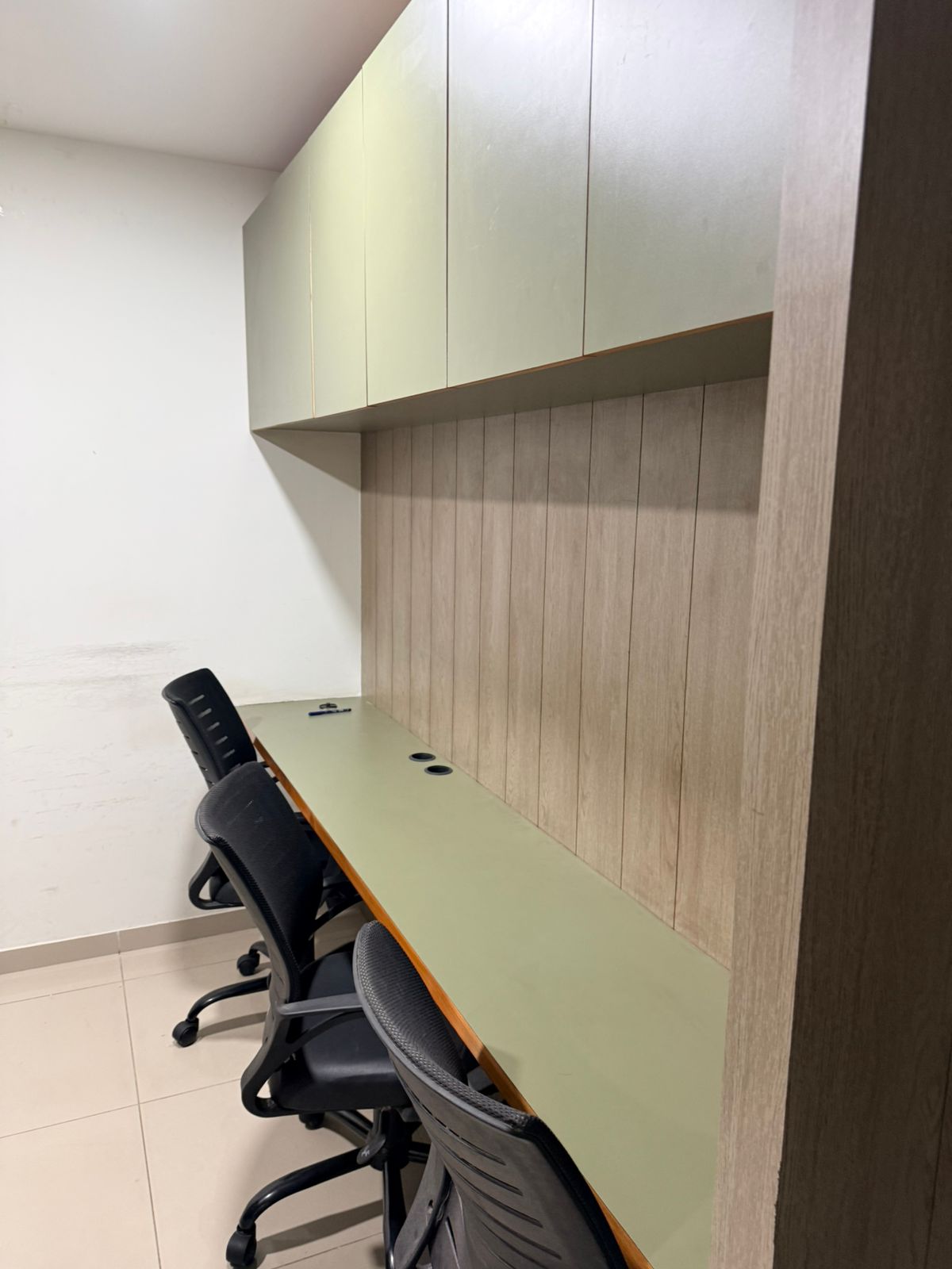 1276 Sq. Ft. Commercial Office for Rent in Vastrapur Ahmedabad - Media 9