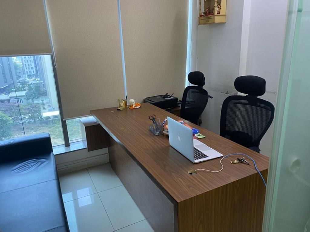 568 Sq. Ft. Commercial Office for Rent in Prahladnagar Ahmedabad