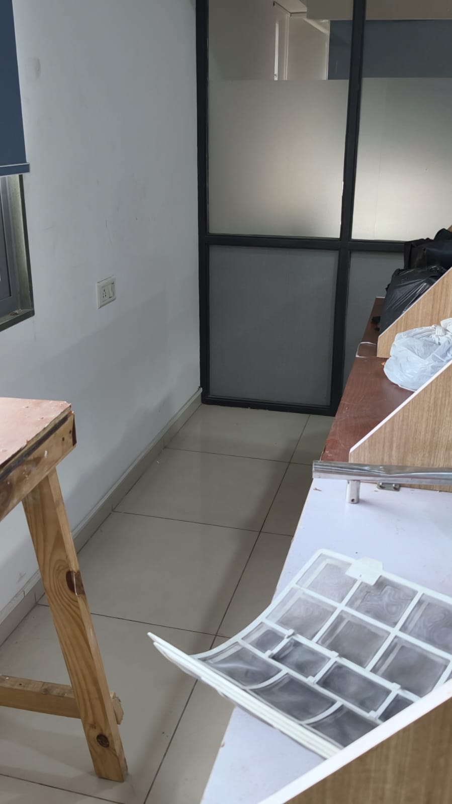 1150 Sq. Ft. Commercial Office for Rent in Ashram Road Ahmedabad - Media 2