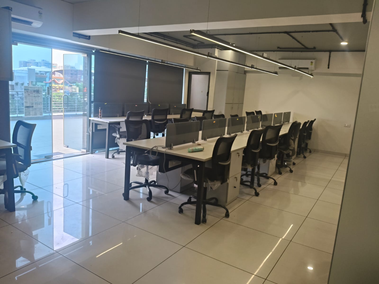 1800 Sq. Ft. Commercial Office for Rent in Science City Ahmedabad - Media 10