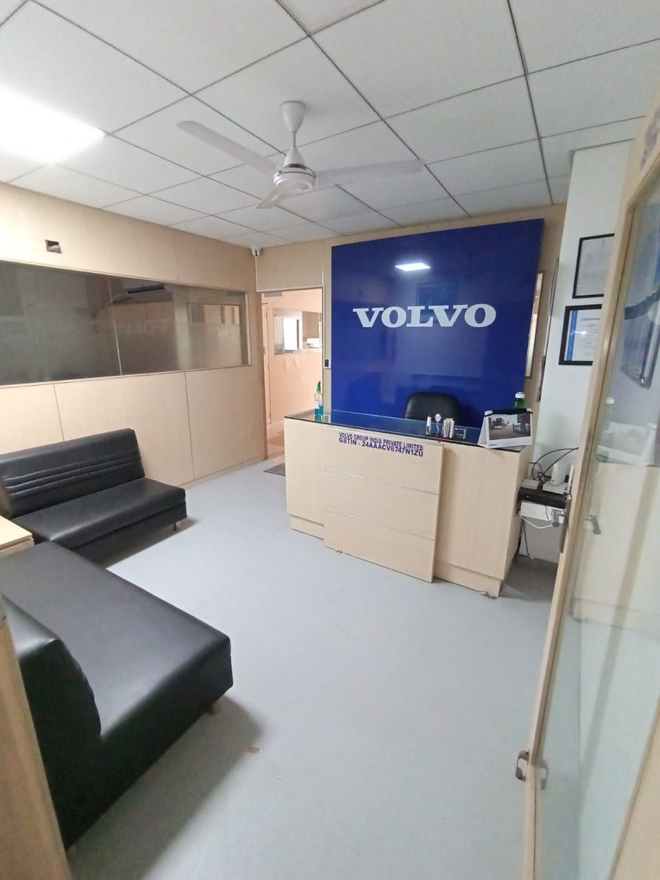 1650 Sq. Ft. Commercial Office for Rent in Sola Ahmedabad - Media 11