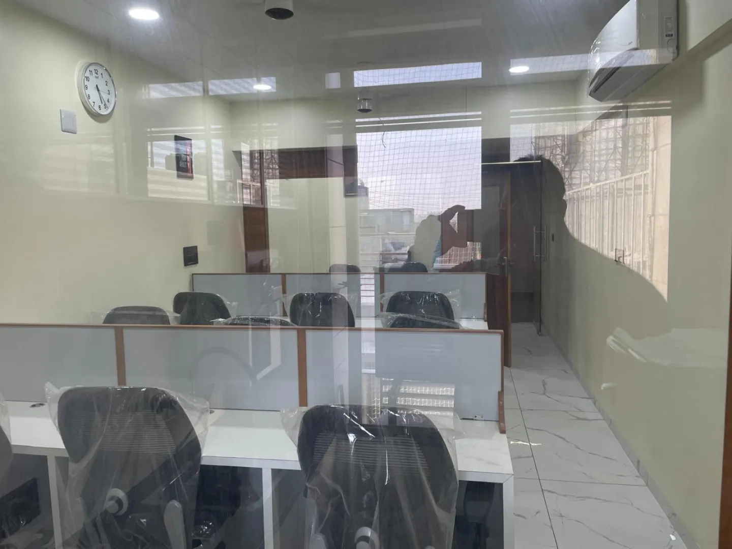 330 Sq. Ft. Commercial Office for Rent in Science City Ahmedabad