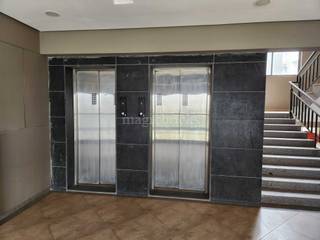 1645 Sq. Ft. Commercial Office for Rent in Vaishnodevi Ahmedabad - Media 3