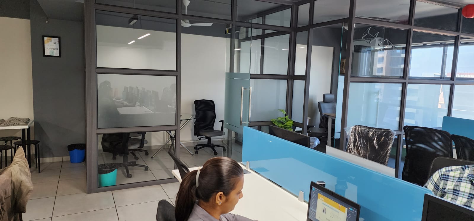 2222 Sq. Ft. Commercial Office for Rent in Science City Ahmedabad - Media 8