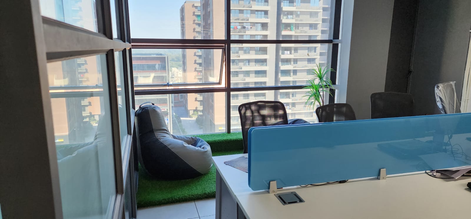 2222 Sq. Ft. Commercial Office for Rent in Science City Ahmedabad - Media 6